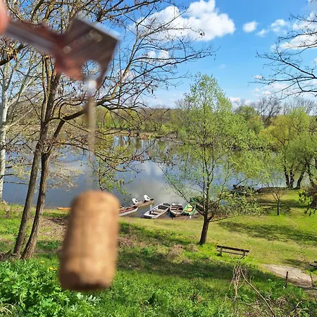 Tiszavirag Szallashely *